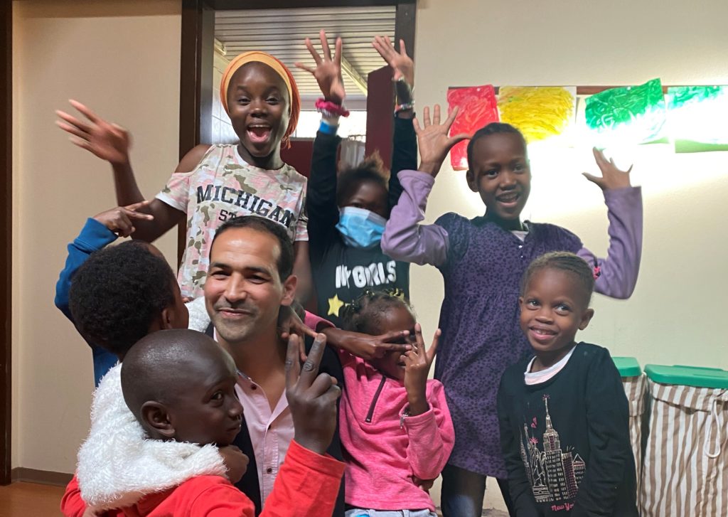 Ismail et les enfants de La Maison