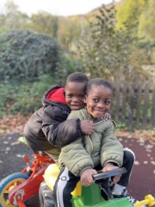 enfant atteint de sténose 