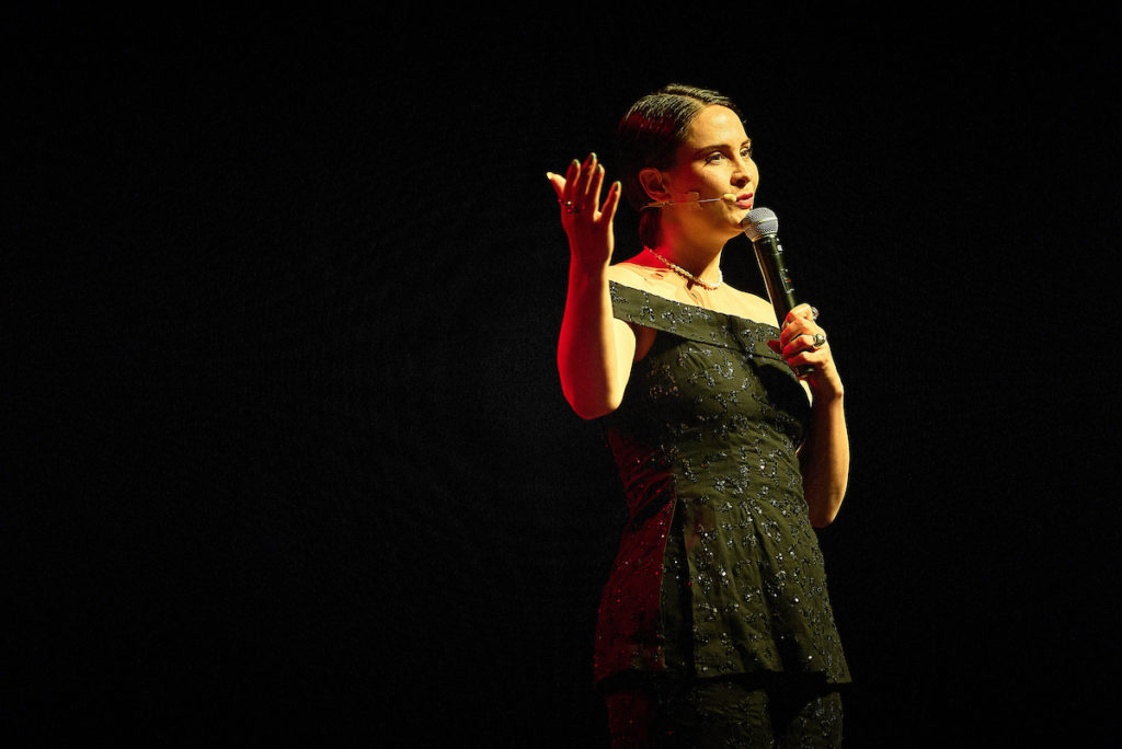 Monthey, le 27 mai 2025. Grand gala en faveur de Terre des hommes Valais, à l’occasion du 50e anniversaire du Kiwanis Monthey-Chablais. Avec Philippe Battaglia, Laura Chaignat, Yann Lambiel, Valérie Paccaud, Phanee de Pool, Frédéric Recrosio, Nathanaël Rochat.
© Sedrik Nemeth